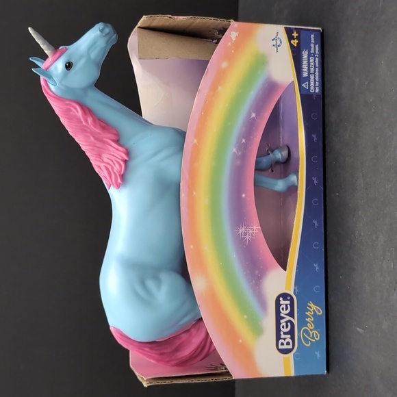 Lot Of 2 Breyer Unicorn and Horse Paddock Pals Berry/Hazel . - Picture 4 of 10